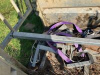 BATEMAN GALVANISED CATTLE CRUSH - 11