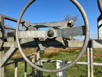 BATEMAN GALVANISED CATTLE CRUSH - 13
