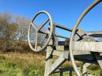 BATEMAN GALVANISED CATTLE CRUSH - 14