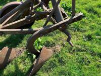 2F CONVENTIONAL PLOUGH - 12