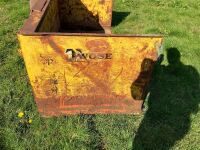 TWOSE 6' TIPING LINK BOX - 8