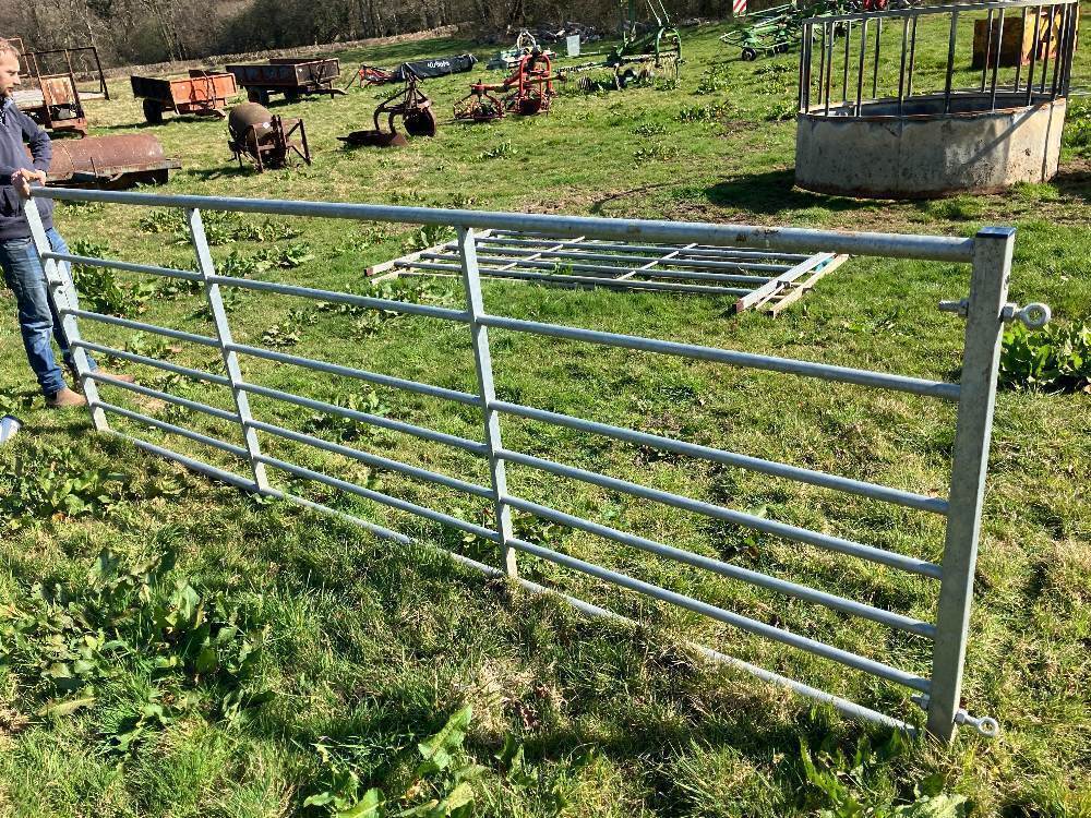 IAE 12' GALVANISED FIELD GATE