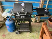 CHAR BROIL GAS BBQ