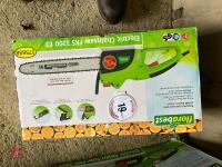 FLORABEST 240V GARDEN CHAIN SAW - 4