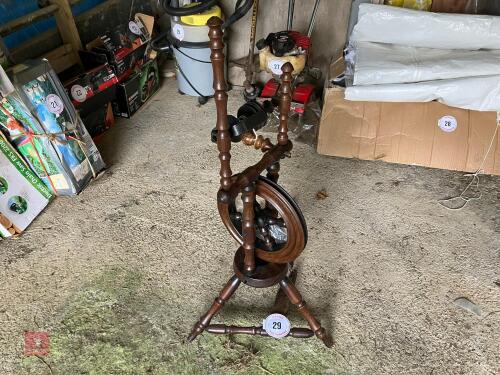 CASTLE SINGLE TREADLE SPINNING WHEEL