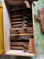 BOX OF 17 WOODWORKING PLANES - 9