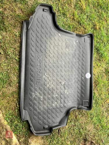 RUBBER BOOT LINER TO FIT NISSAN X-TRAIL