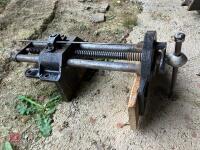 RECORD NO.52 1/2 BENCH VICE - 6