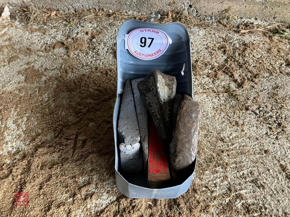 6 LOG SPLITTING METAL WEDGES