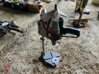 BLACK & DECKER 240V DRILL & STAND