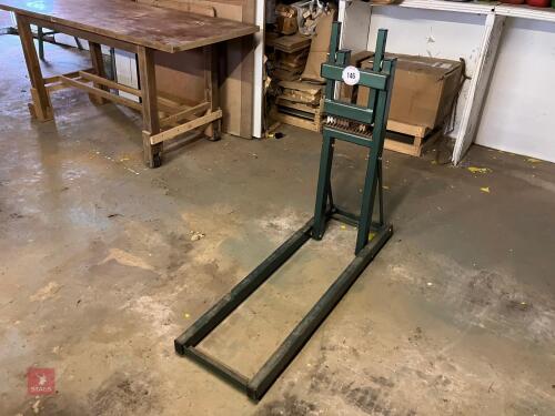 LOG/TIMBER VICE