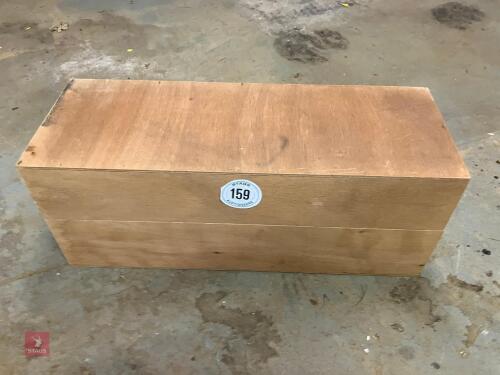 WOODEN BOX WITH HINGED LID