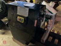 DIRTY PRO TOOLS A870 WOOD WORKING LATHE - 6