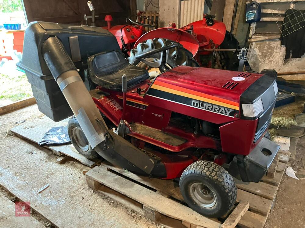 MURRAY 12/30 RIDE ON LAWN MOWER