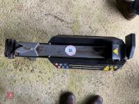 WOODEN 240V LOG SPLITTING MACHINE - 10