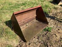 4' FRONT LOADER BUCKET - 2