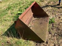 4' FRONT LOADER BUCKET - 3