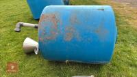HAMPSHIRE FEEDING TANK & STAND - 4