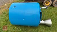 HAMPSHIRE FEEDING TANK & STAND - 8