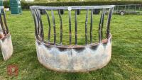 CATTLE RING FEEDER - 9