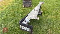 TWOSE GALVANISED YARD SCRAPER - 8