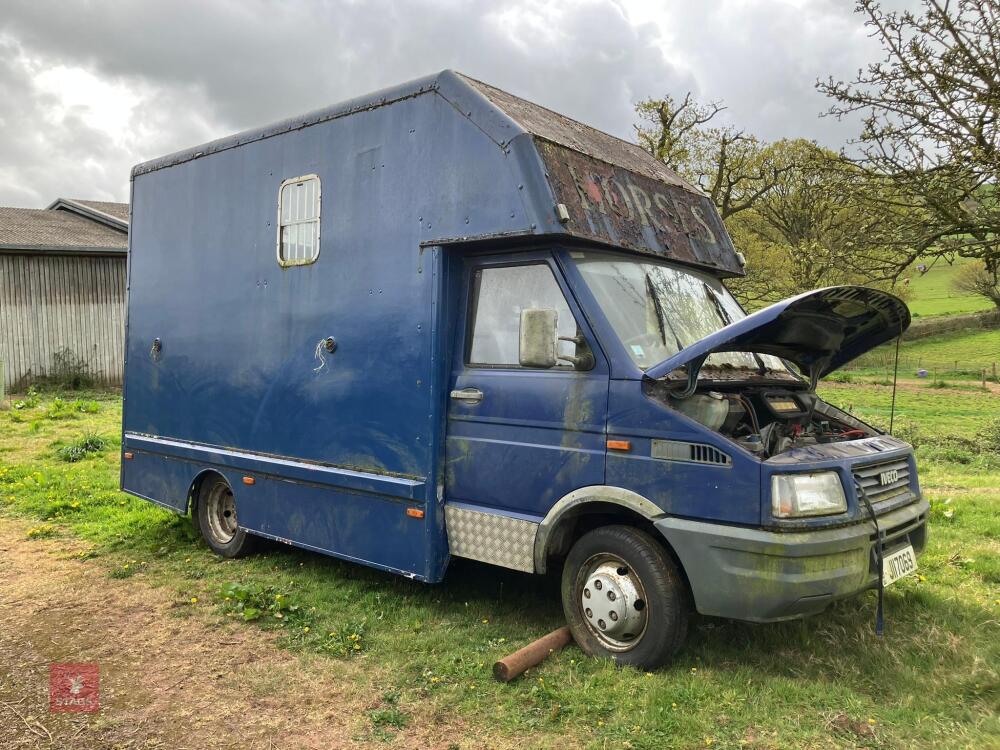 1995 IVECO HORSE LORRY (S/R)