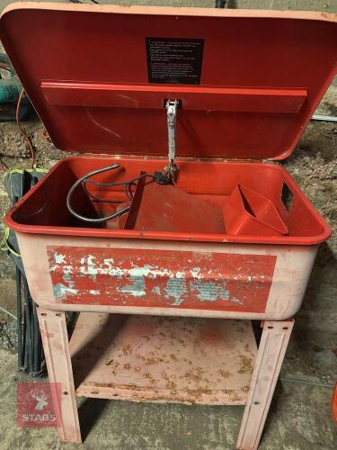 PARTS CLEANER