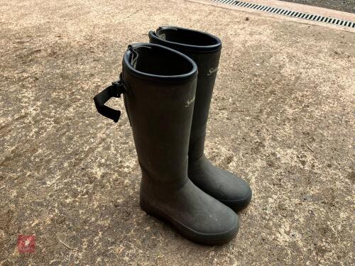 SEALAND SIZE 4 WELLINGTON BOOTS