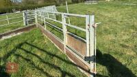 IAE 15' GATED SHEEP FEED BARRIER - 5