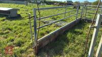 11' 11'' GATED FEED BARRIER - 7