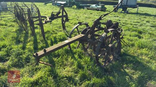 LISTER BLACKSTONE POTATO LIFTER (S/R)