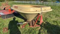 VICON PS953 WAGTAIL FERTILISER SPINNER - 4