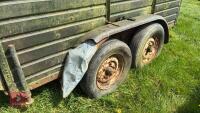 RACE HORSE TRAILER (S/R) - 10