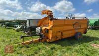 2010 LUCAS CASTOR 60R STRAW CHOPPER