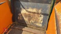 2010 LUCAS CASTOR 60R STRAW CHOPPER - 24