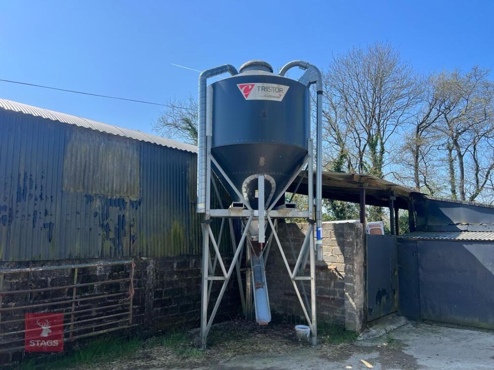 4T COLLINSON TRISTAR FEED BIN