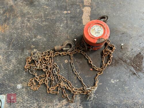 1 TONNE CHAIN HOIST