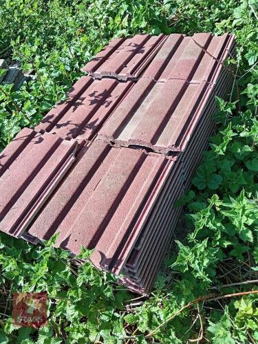 APPROX 500 ROOFING TILES