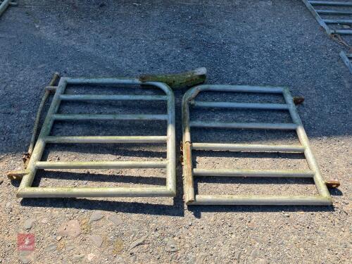 PAIR OF HEAVY DUTY SHEEP GATES