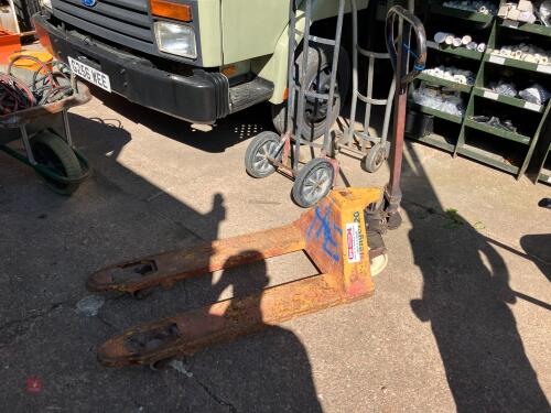 2.5T PALLET TRUCK