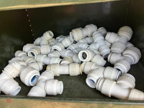 QTY OF 22MM WHITE 'T' JOINERS