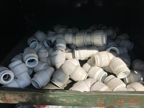 QTY OF 22MM WHITE ELBOWS