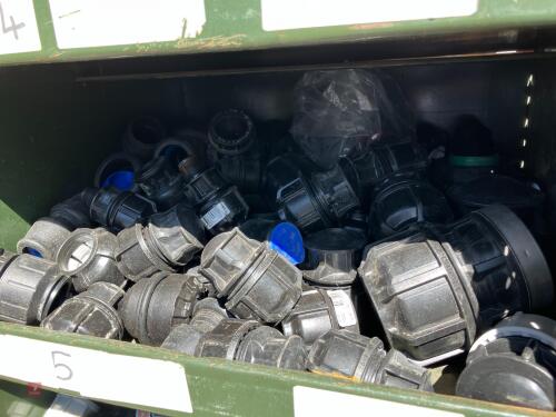 6 MIXED WATER FITTINGS