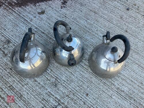 3 CAMPING KETTLES