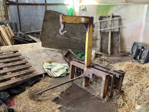 PIN & CONE BALE SPIKE (4)