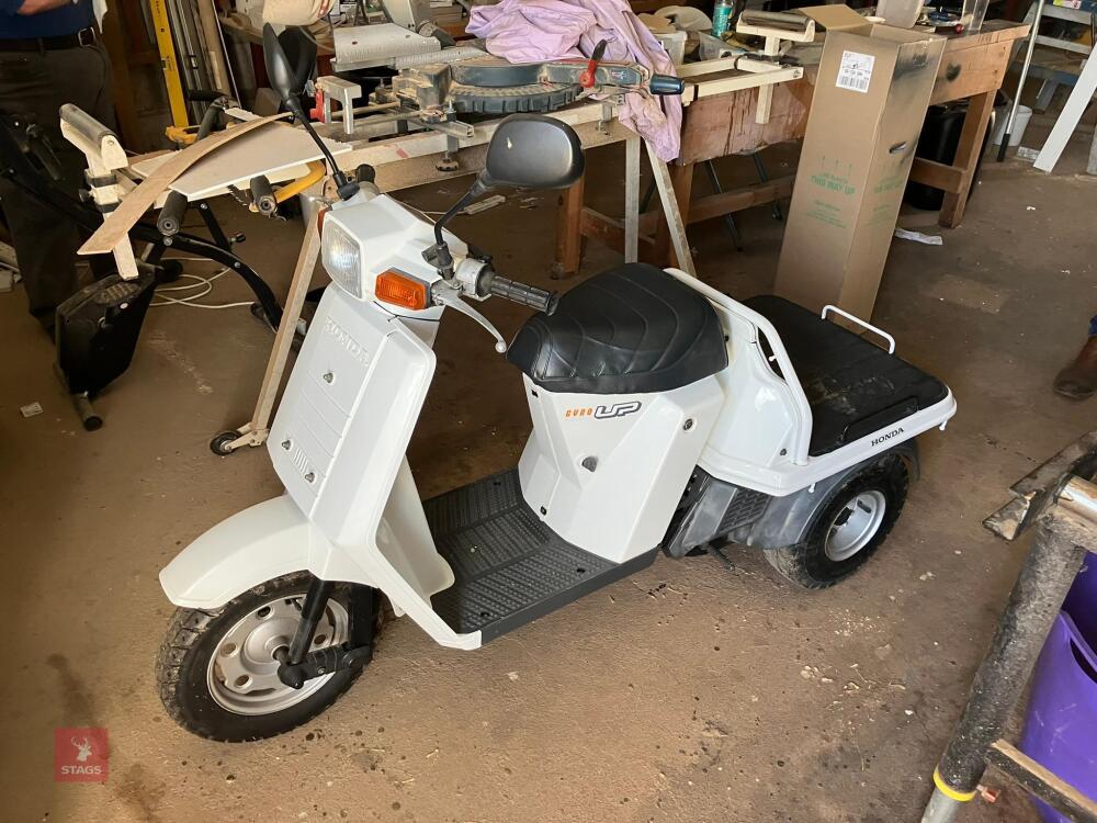 HONDA GYRO UP 50CC 3 WHEEL BIKE