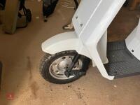 HONDA GYRO UP 50CC 3 WHEEL BIKE - 6