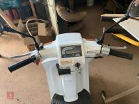 HONDA GYRO UP 50CC 3 WHEEL BIKE - 9