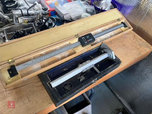 2 BOXED MEASURING DEVICES