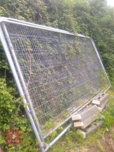 5 HERAS TEMPORARY FENCE PANELS